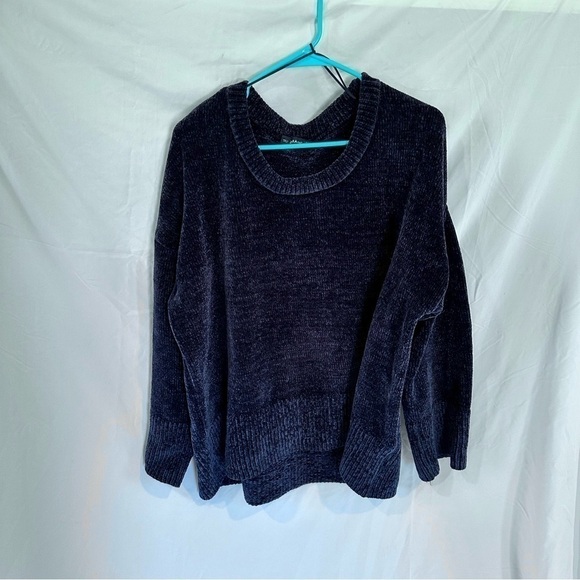Zara Sweaters - ZARA Dark Navy Blue Knit Chenille Crewneck Sweater Size L
